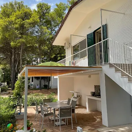 Üdülőpark Villaggio Gargano 2*