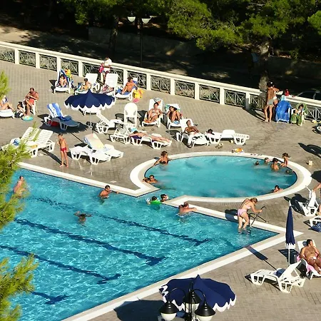 Villaggio Gargano Βιέστε