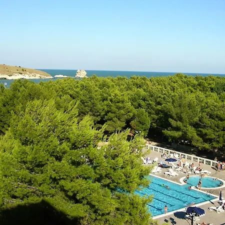 Πάρκο διακοπών Villaggio Gargano 2*