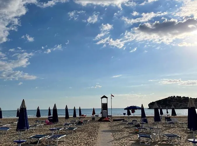 Villaggio Gargano 2* ヴィエステ